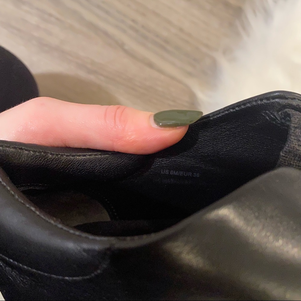 Vince Leather Sneakers - Picture 9 of 9